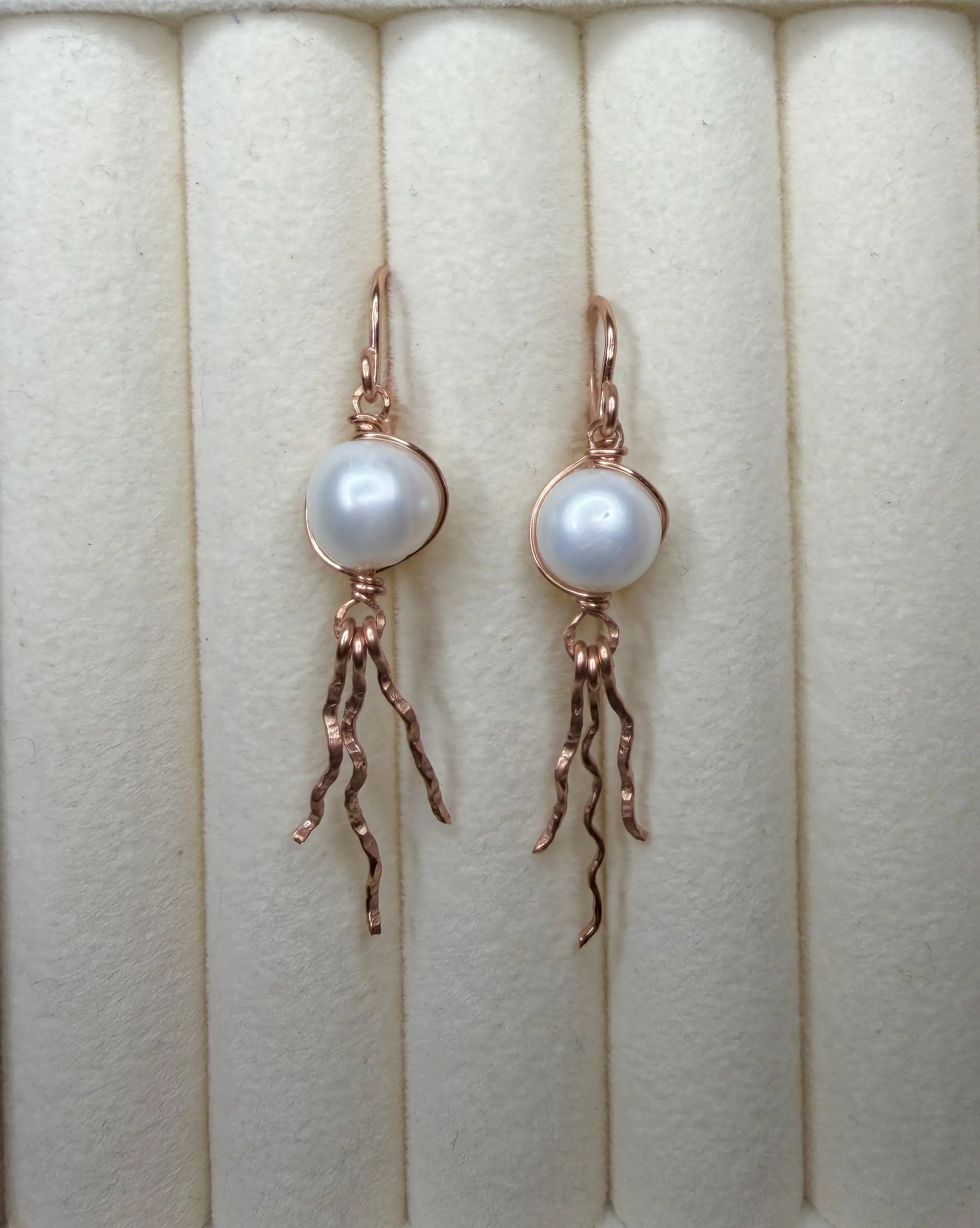 Sunny Pearl Earrings