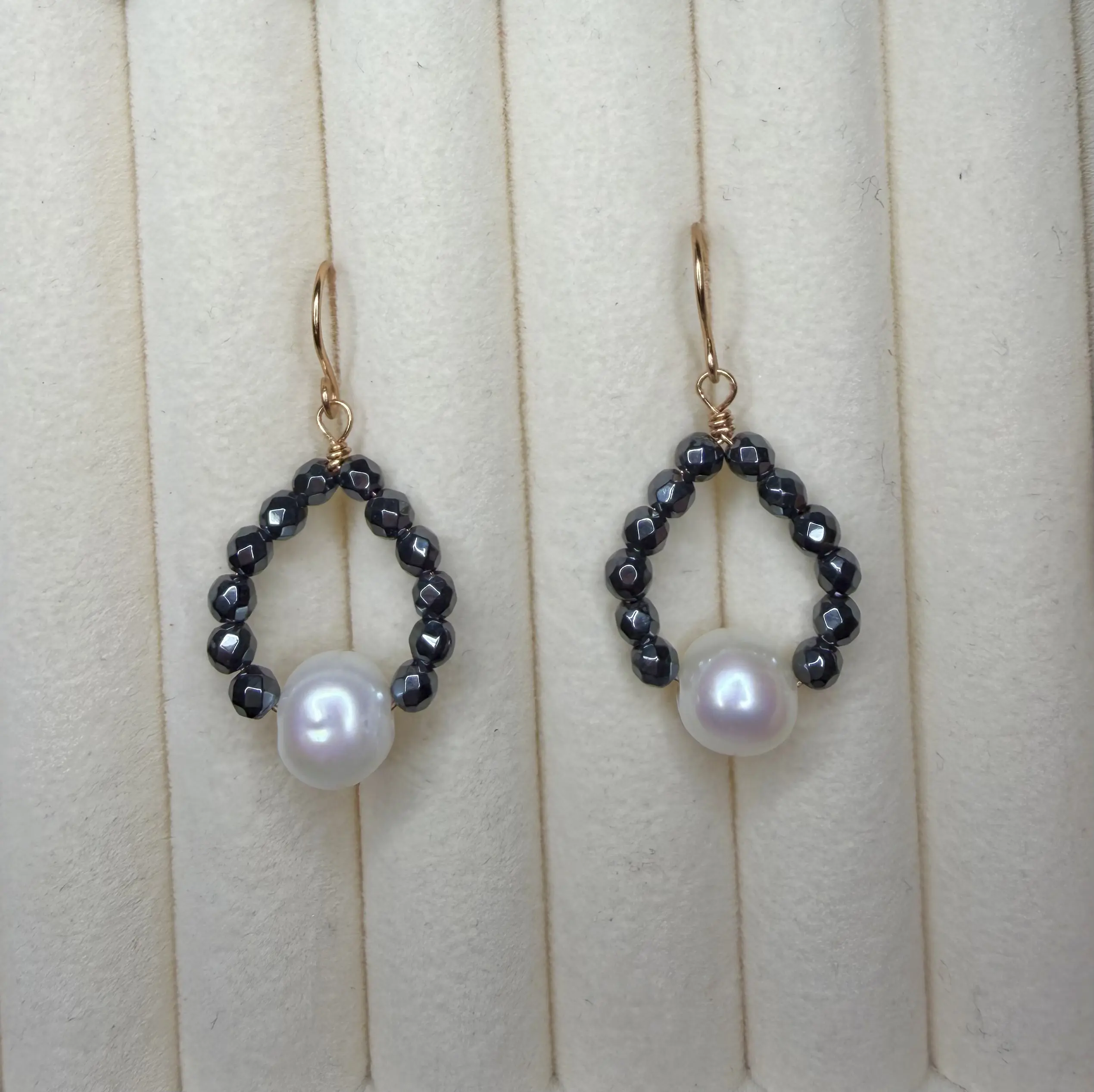 Hematite Pearl Earrings