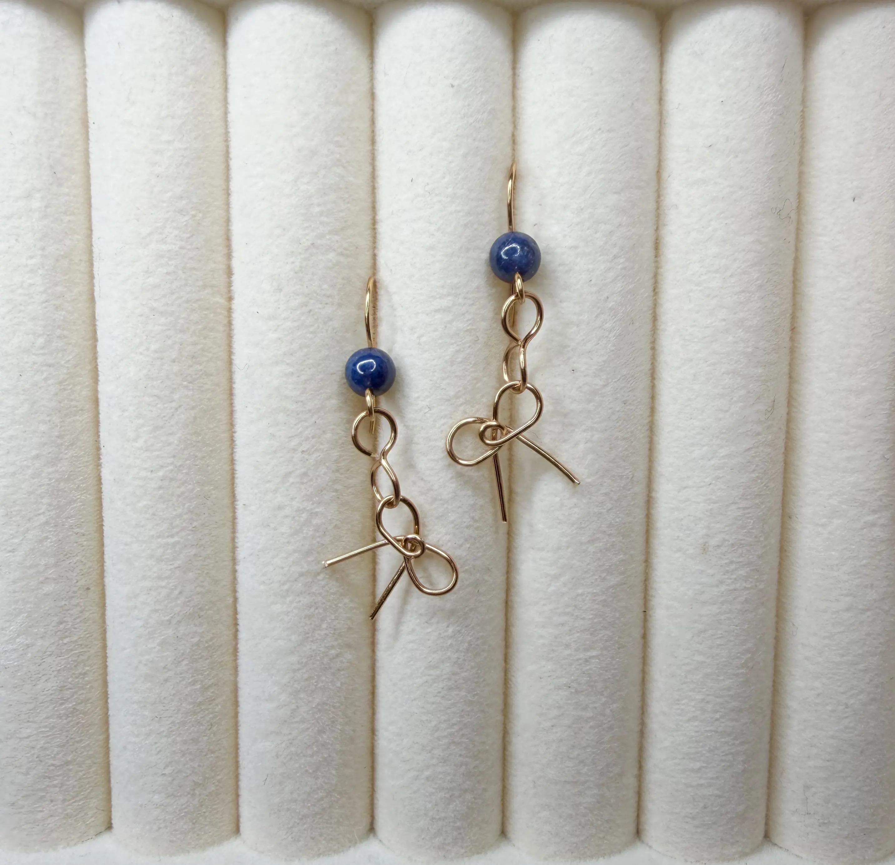 Sapphire Bow Drop