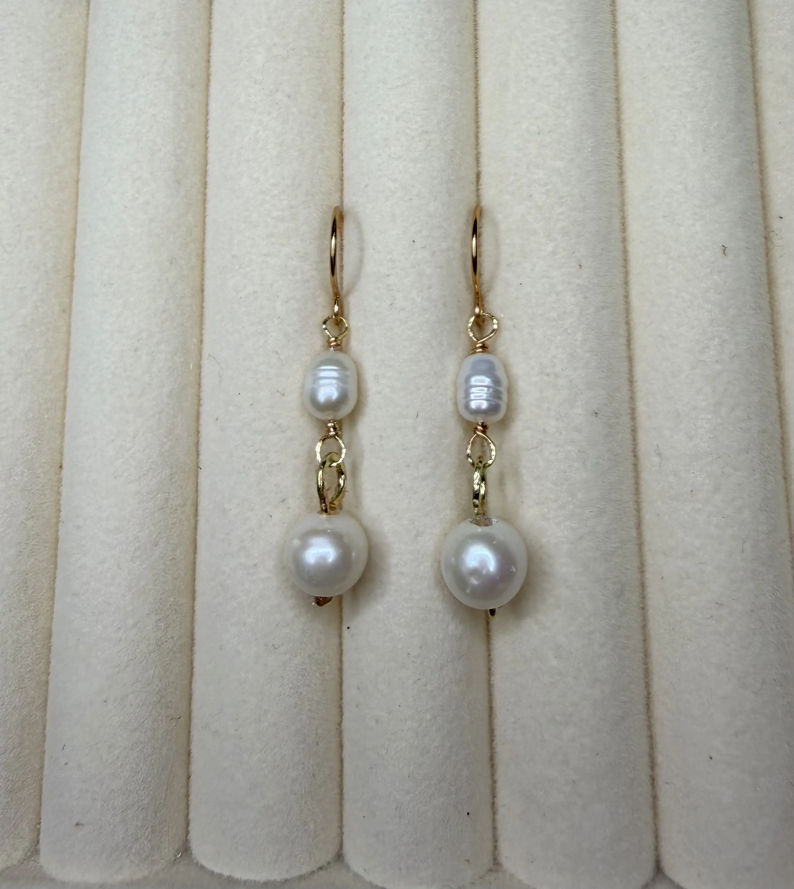 Layer Pearl Drop