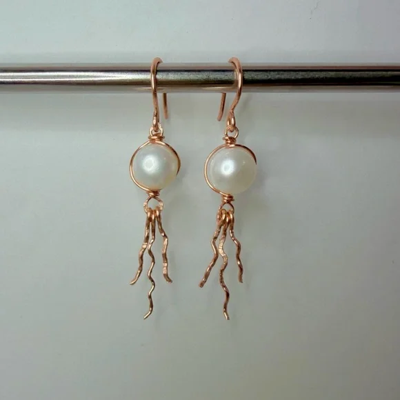 Sunny Dangle Earrings