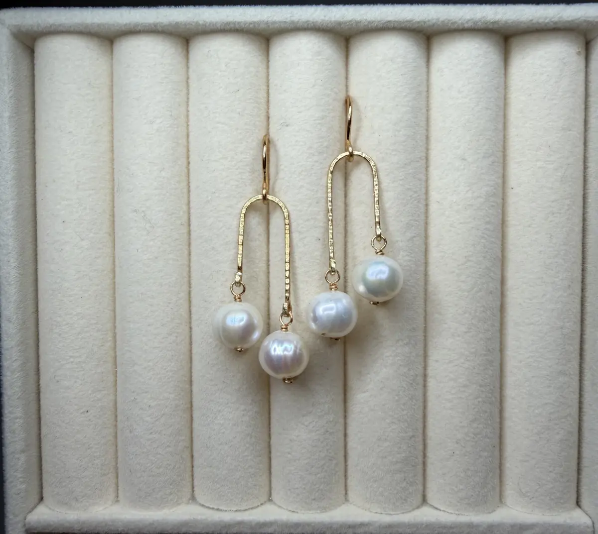 Hammered Pearl Earrings -Brass