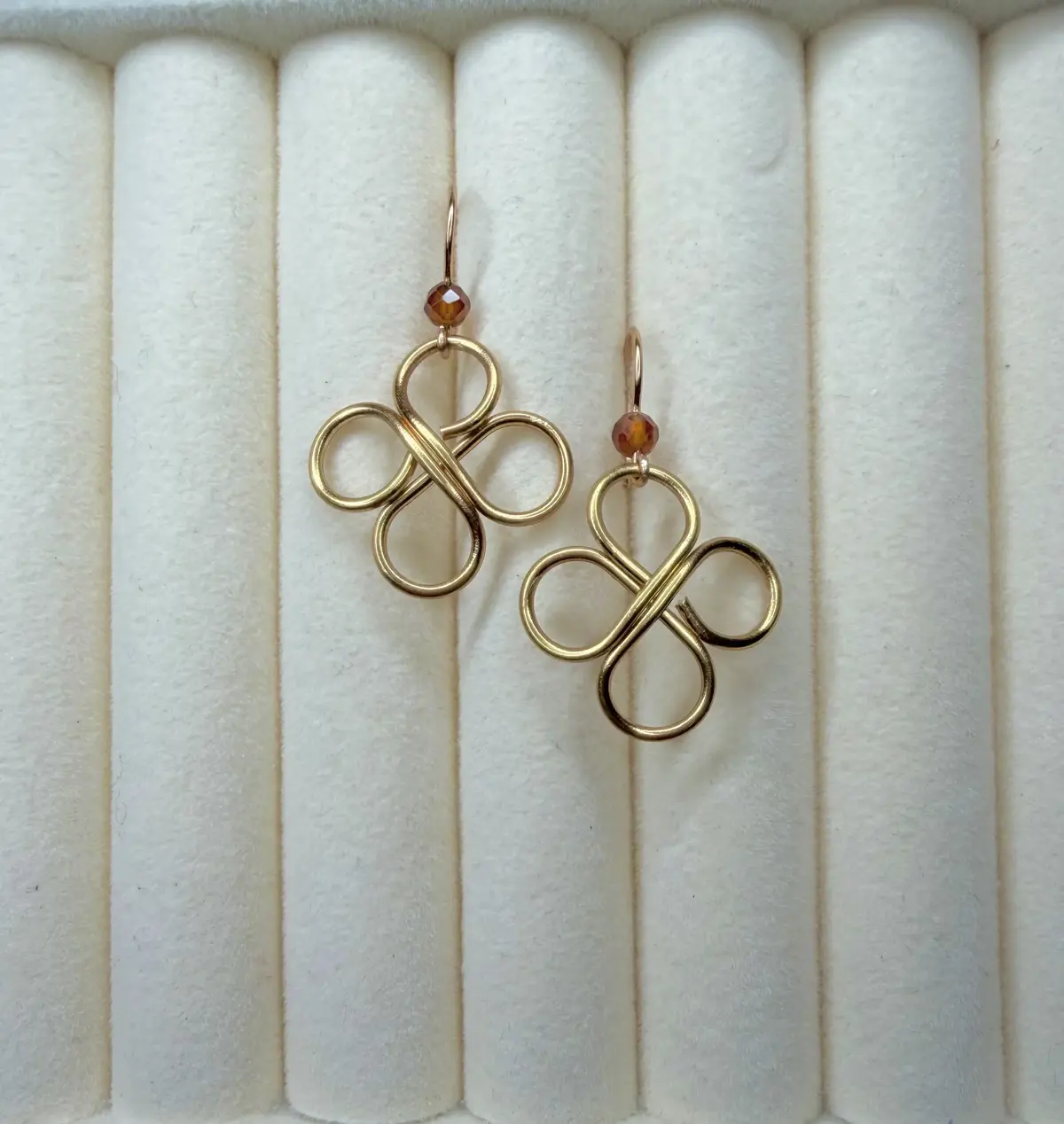 Jumbo Clover Drop II