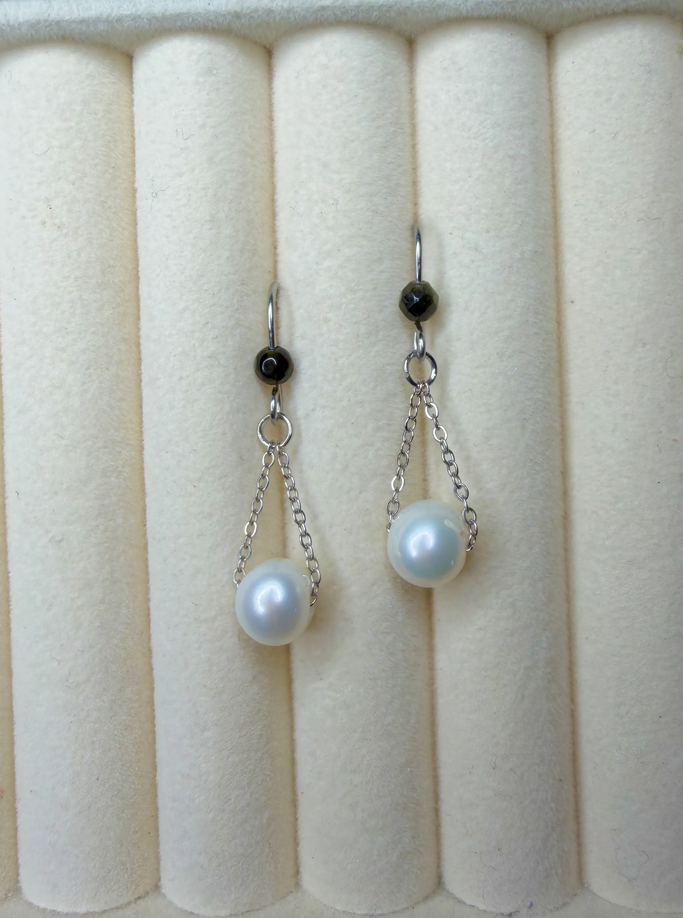 Obsidian Pearl Earrings