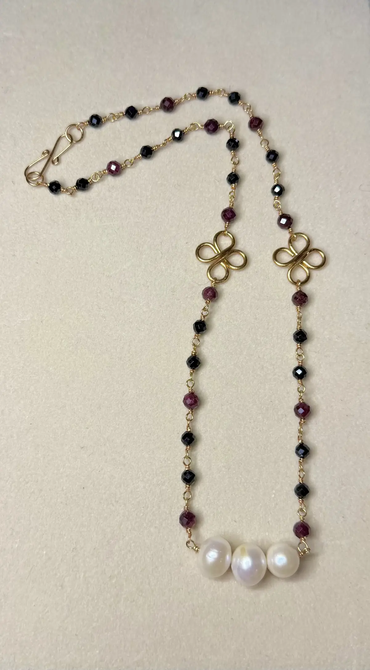 Garnet Spinel Pearl Choker