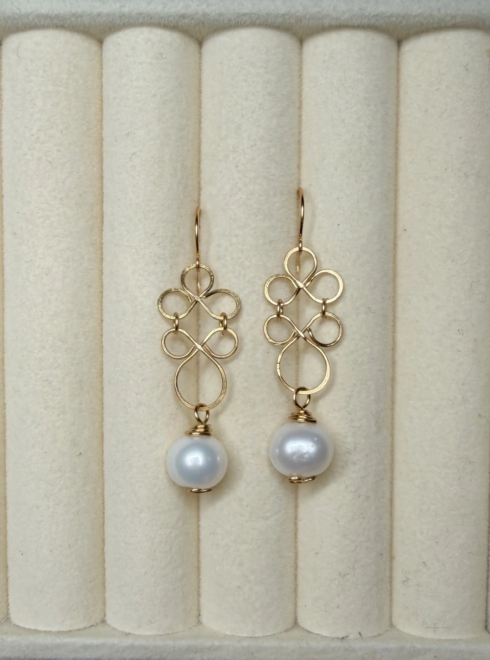 Hammered Filigree Pearl Drop